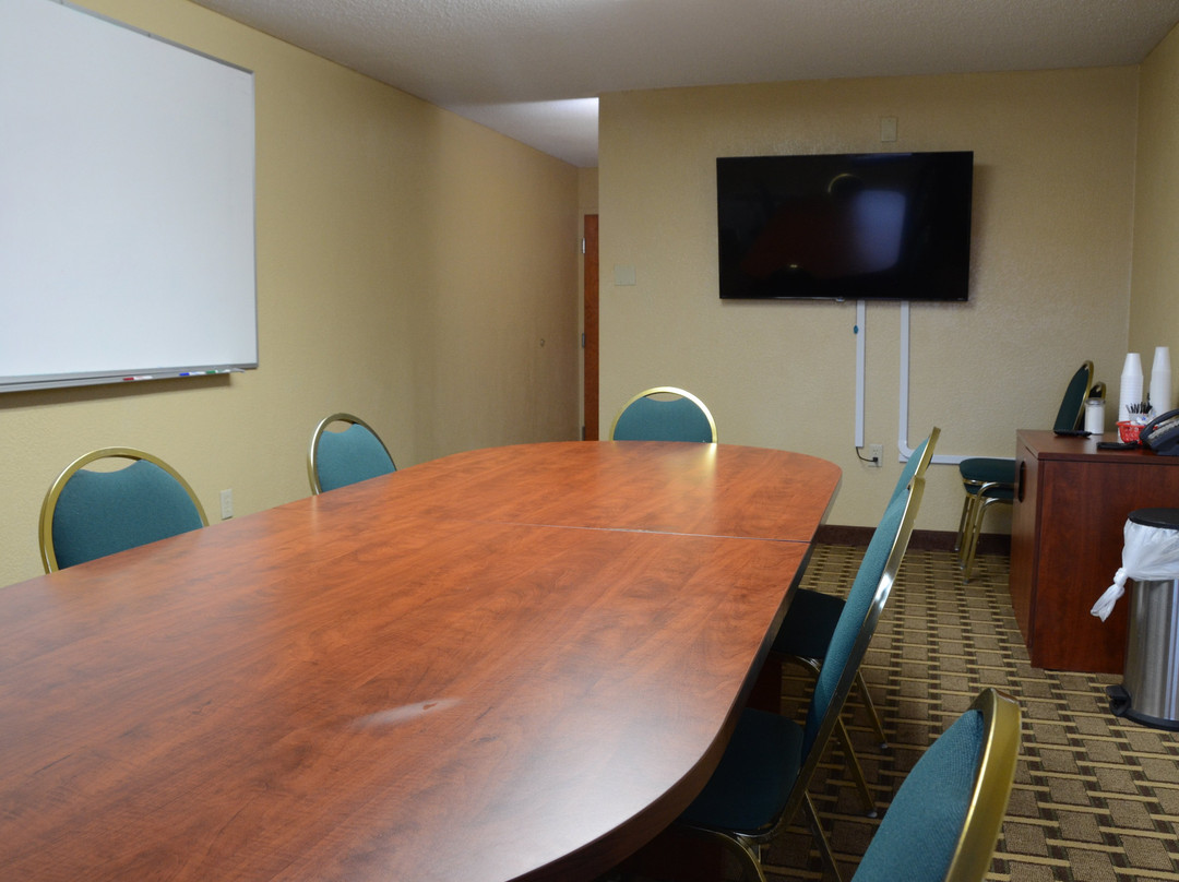 Ramada by Wyndham主图