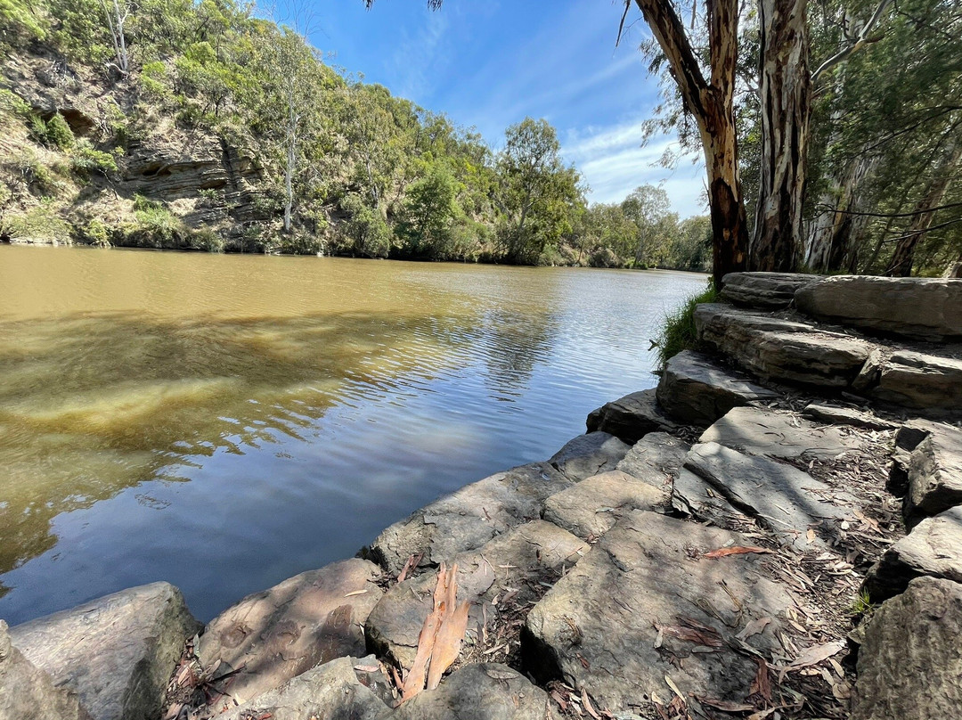 Deep Rock Swimming Hole-Abbotsford必去景点