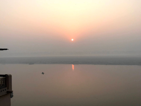 阿尔卡酒店主图