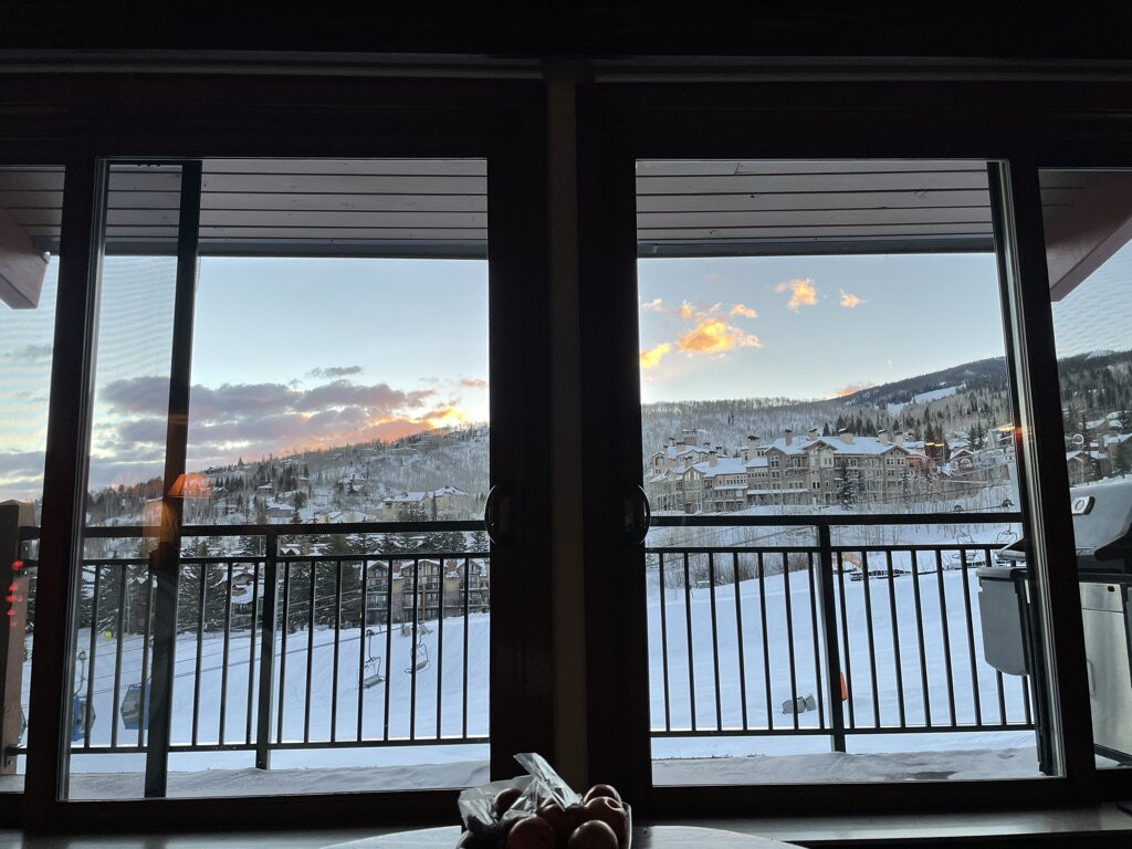 Stonebridge Condominiums主图