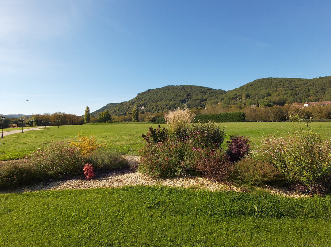 雷德庞当斯德蒙雷库酒店主图