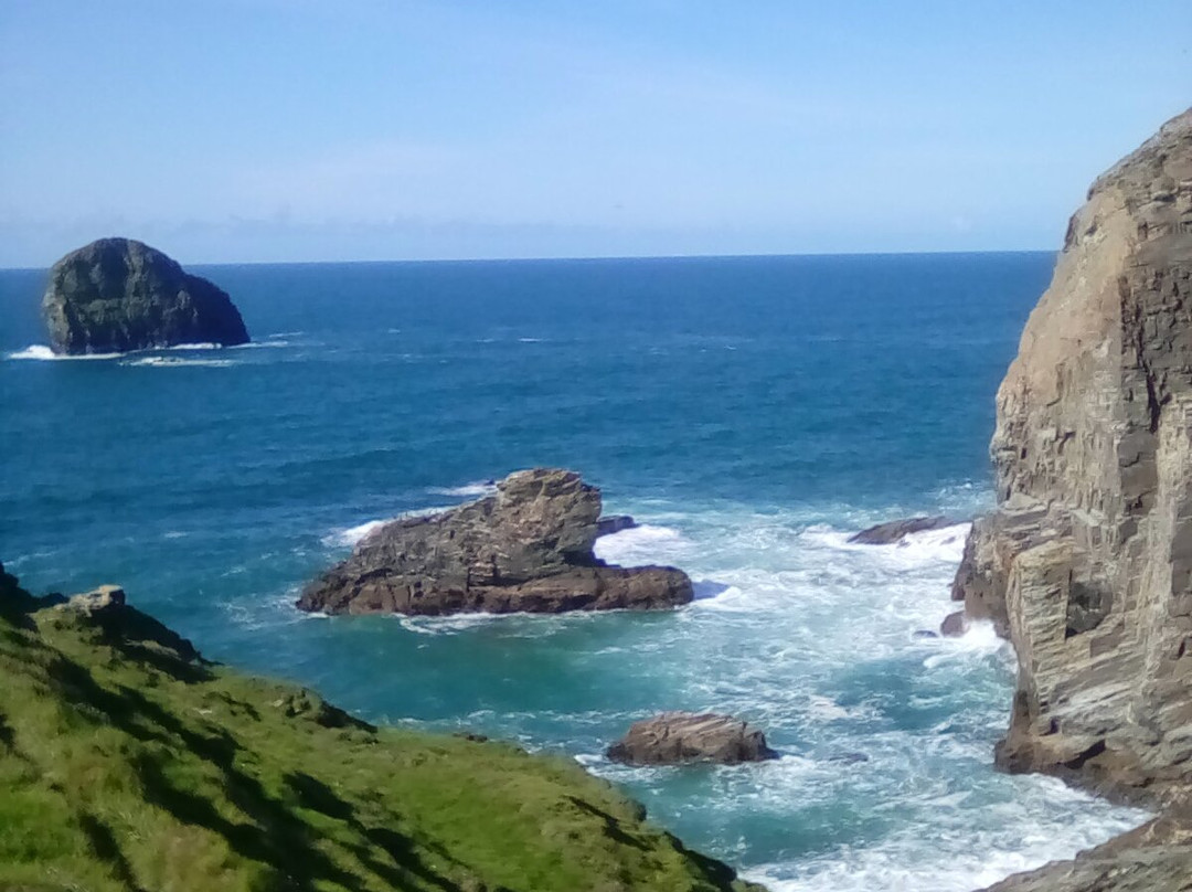 Trebarwith Valley Circular Walk景点图片