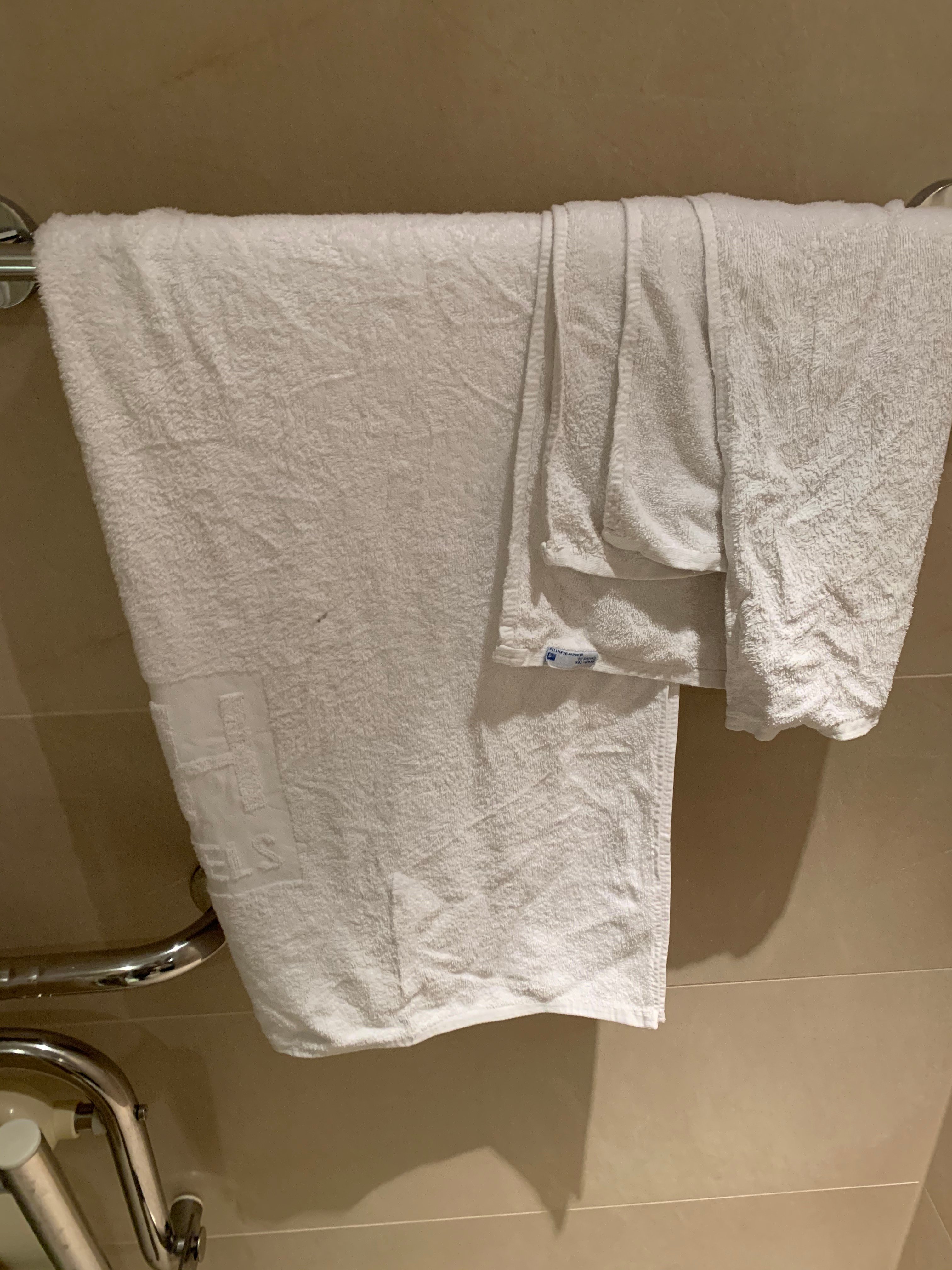 新罕布什尔斯图加特机场店-浴室