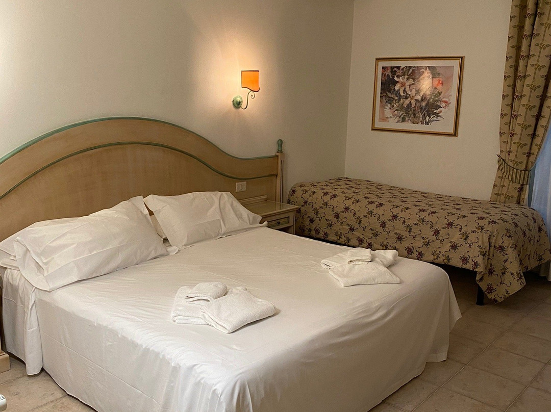 科尔德洋杰利温泉度假公园酒店主图