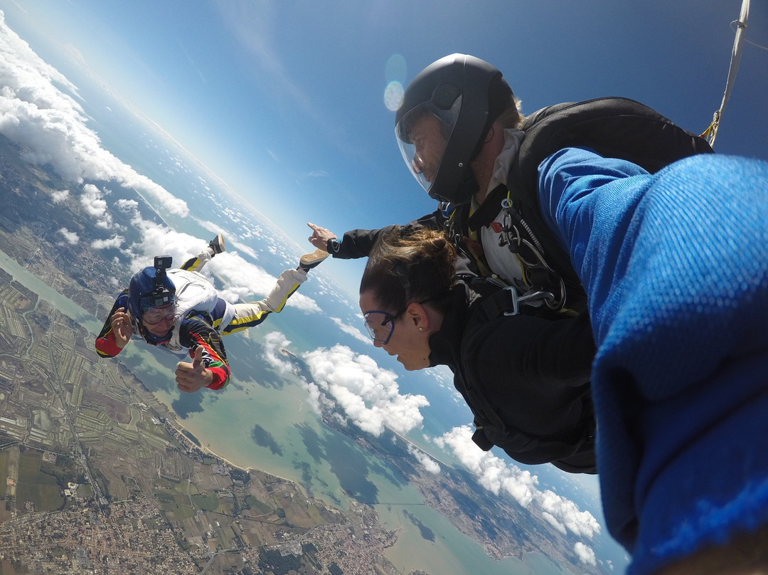 Big'Air Parachutisme Marennes景点图片