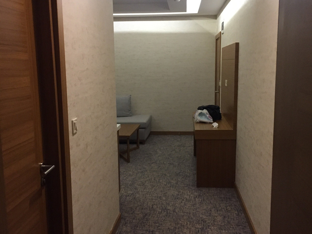 Garden Zara Hotel主图