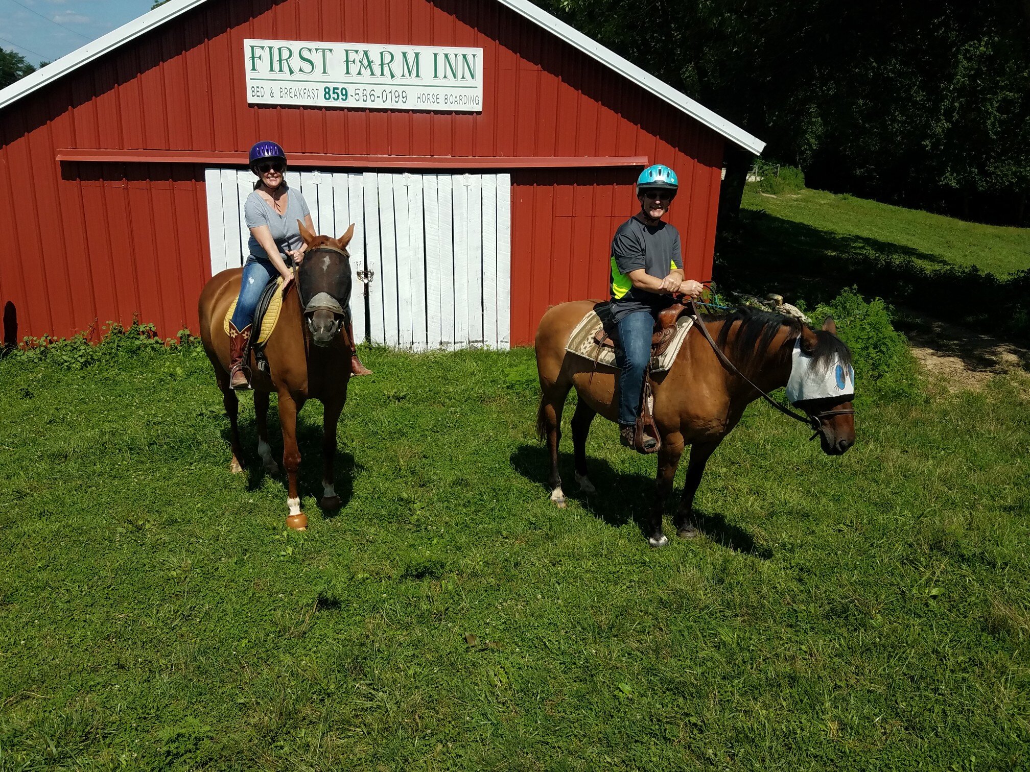 First Farm Inn-官方
