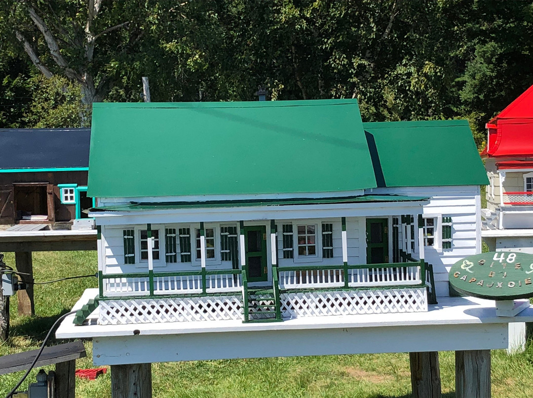 Village Miniature-Les Eboulements必去景点