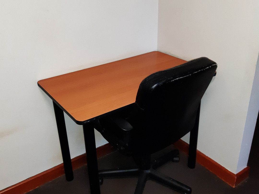 Seasons Hotel Newman主图