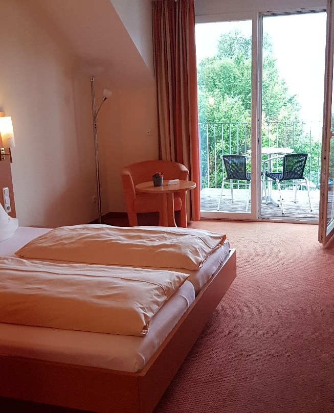 因蒙伽藤希尔寄宿酒店主图