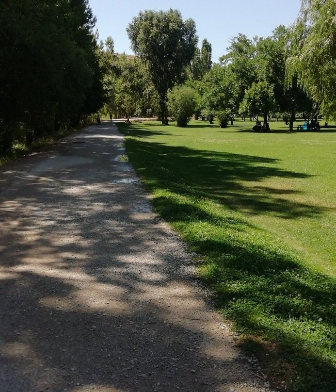 Parque La Candamia景点图片