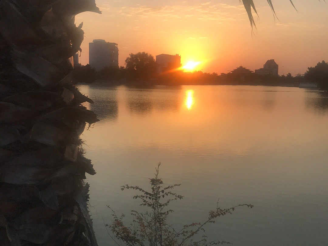 Lahijan Lake景点图片