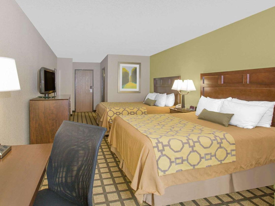 Baymont by Wyndham Ames主图