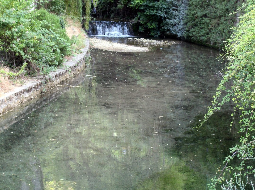 Sendero Rio Cerezuelo-卡索拉必去景点