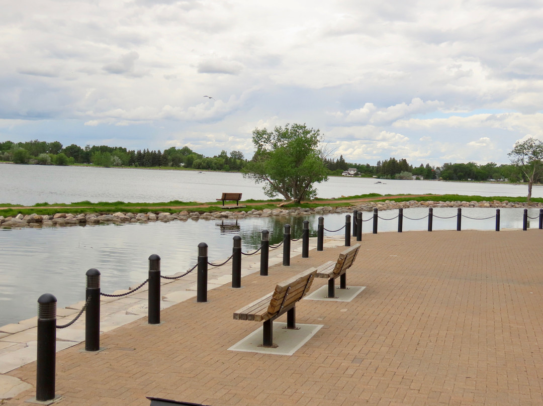 Henderson Lake Park景点图片