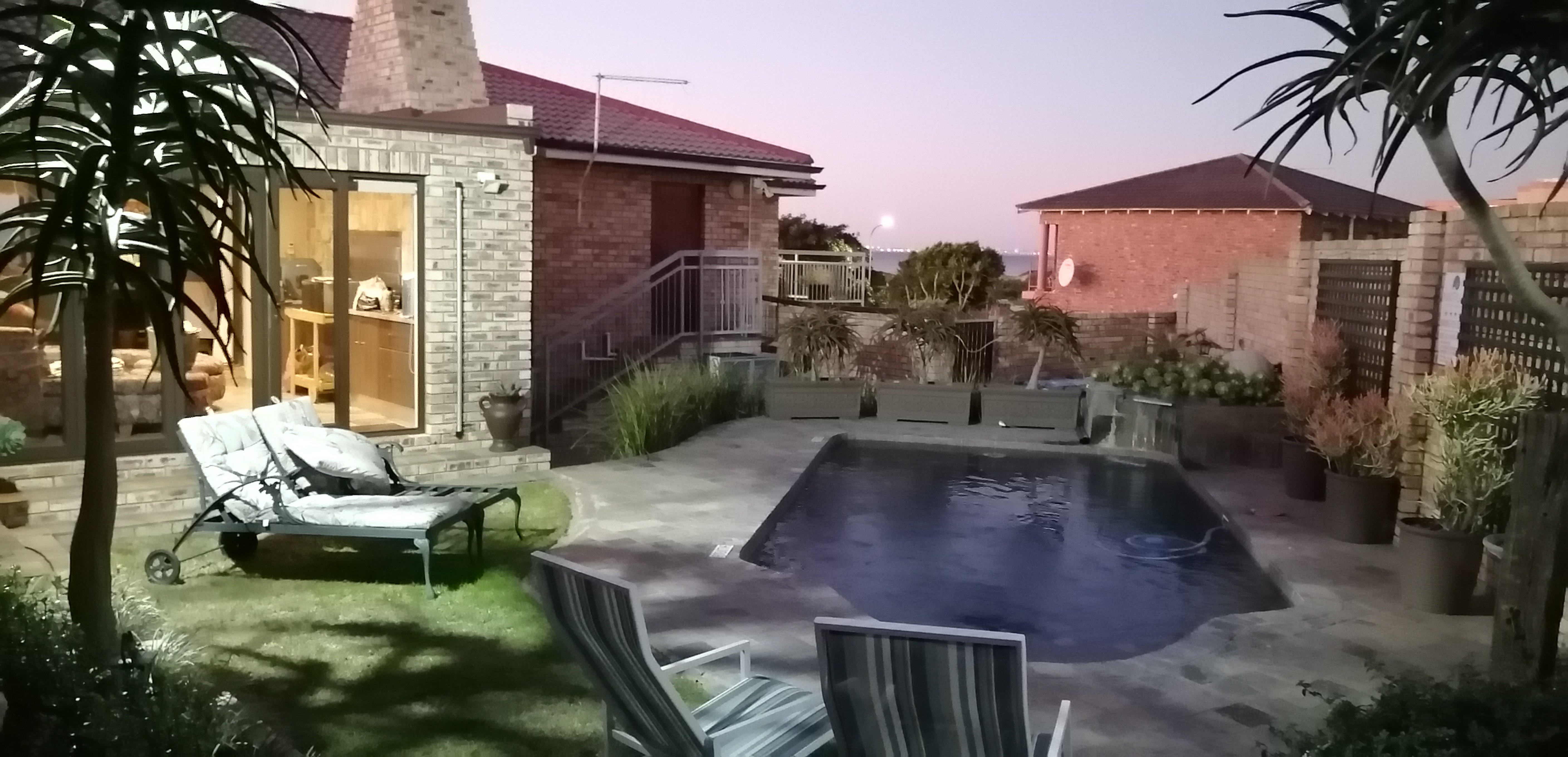 Nautilus Guest House-官方