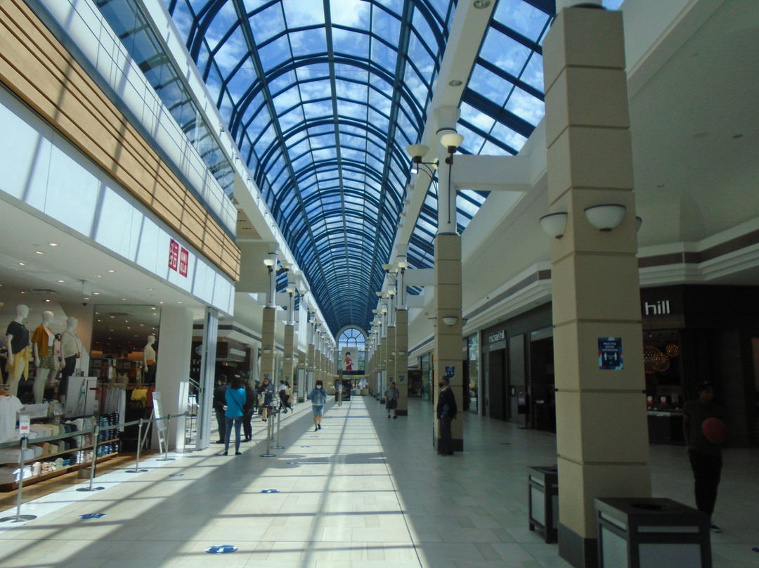 CF Richmond Centre景点图片
