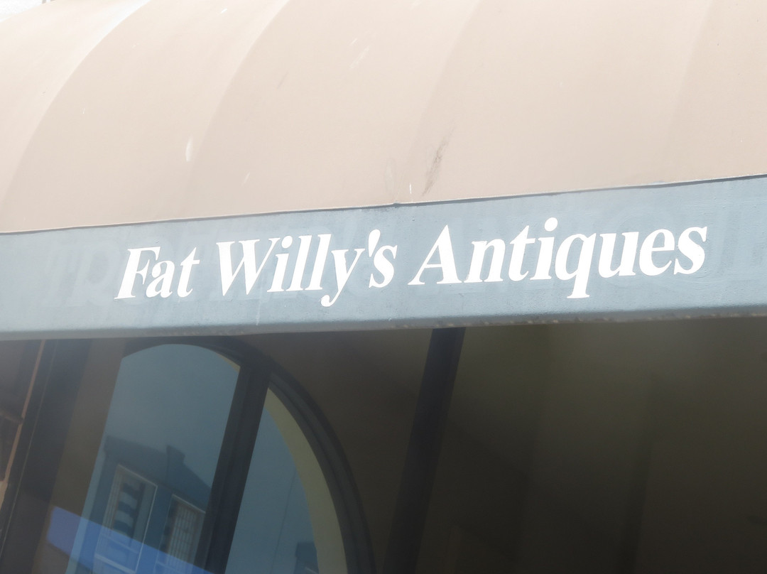 Fat Willy's Antiques景点图片