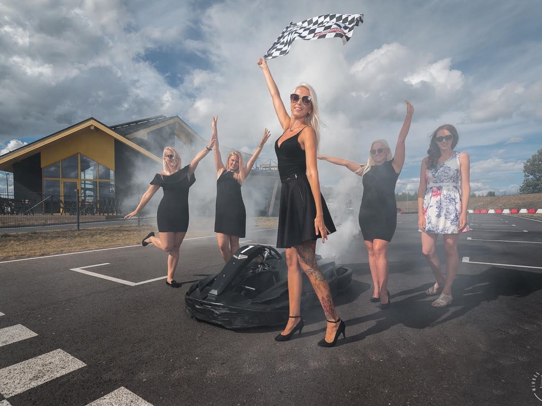 Lange Motokeskus-Lange必去景点