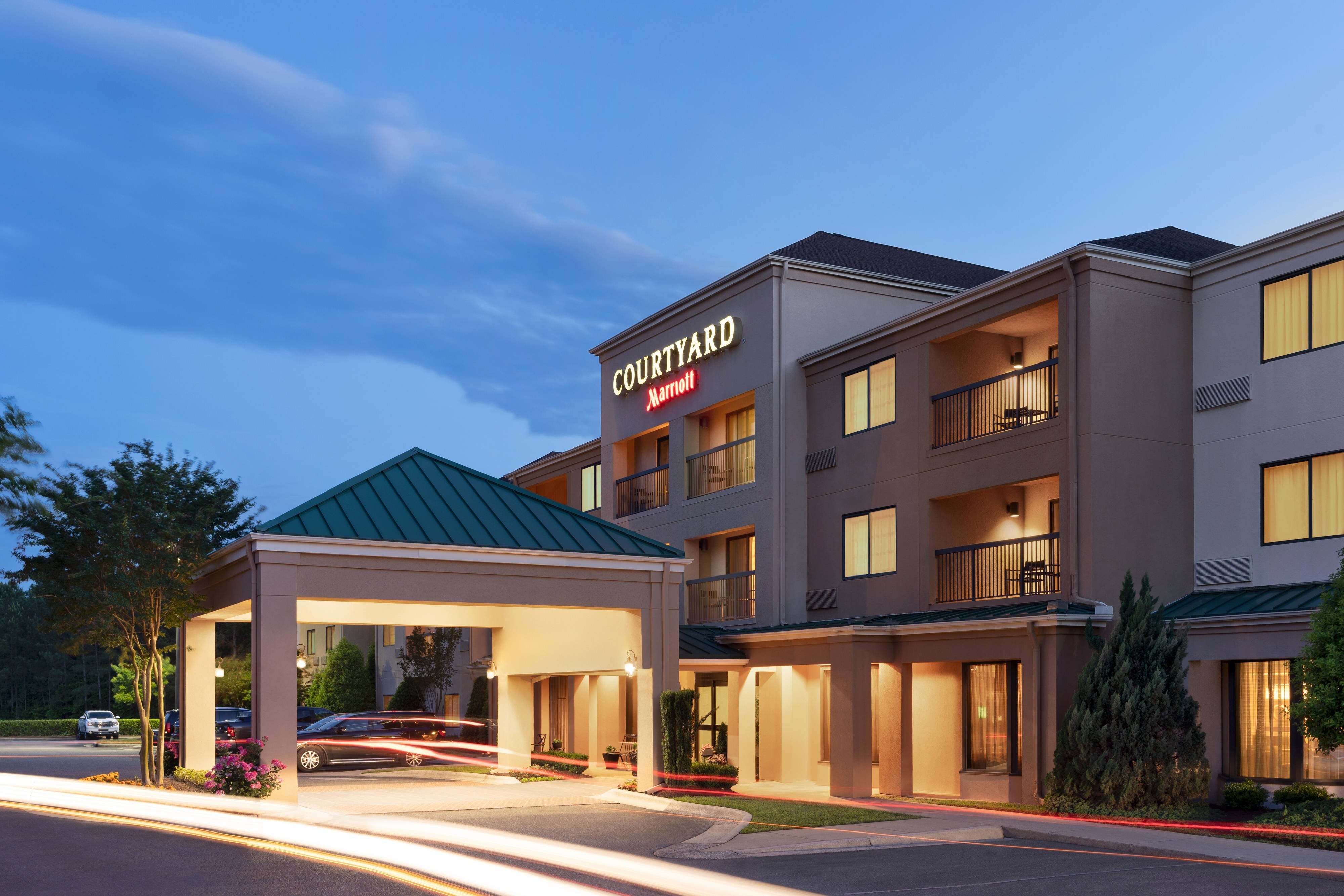Courtyard Greenville-官方