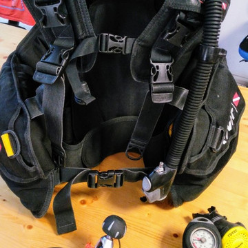 Barakuda Diving Center-卡斯必去景点