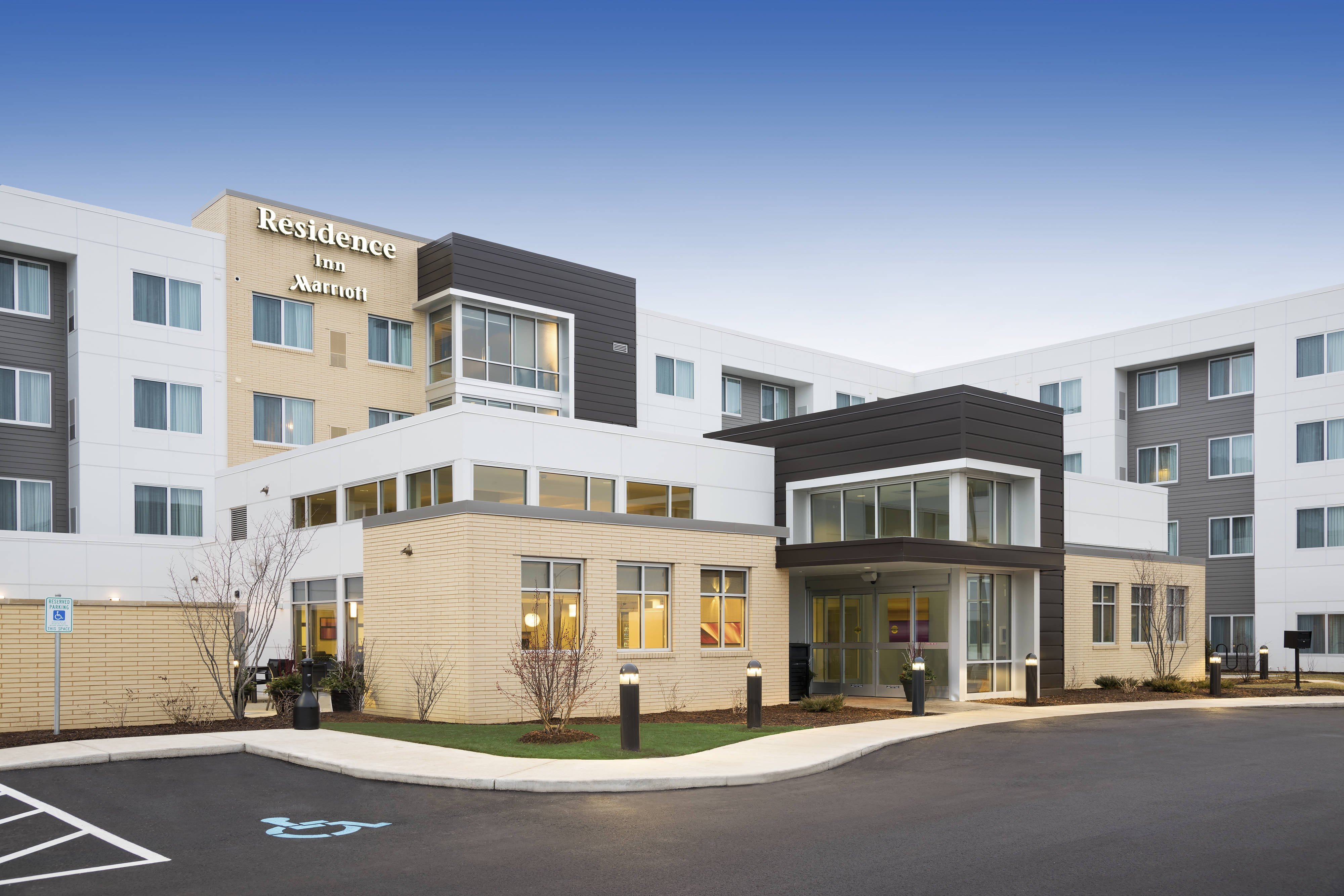 Residence Inn Milwaukee West-官方