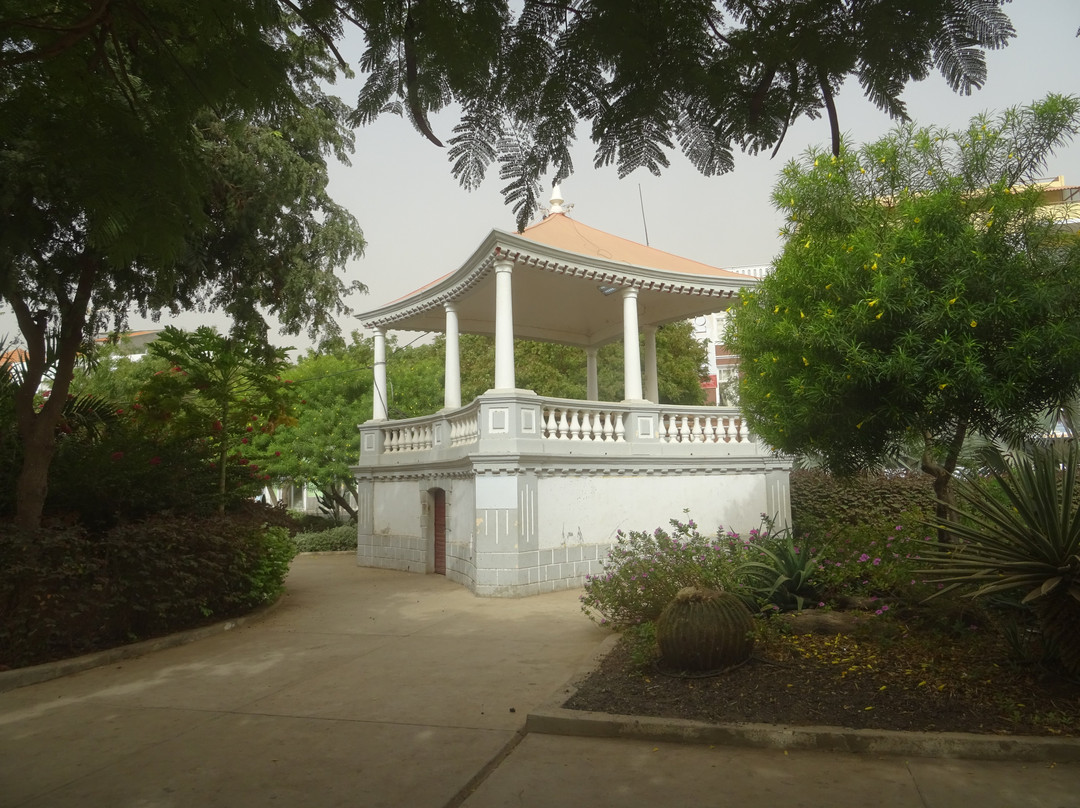 Praca Alexandre Albuquerque-培亚必去景点