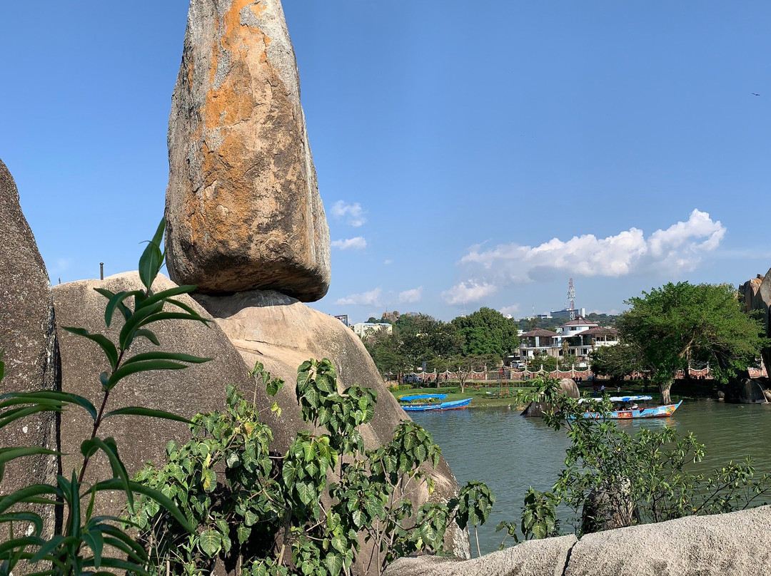 Bismarck Rock景点图片