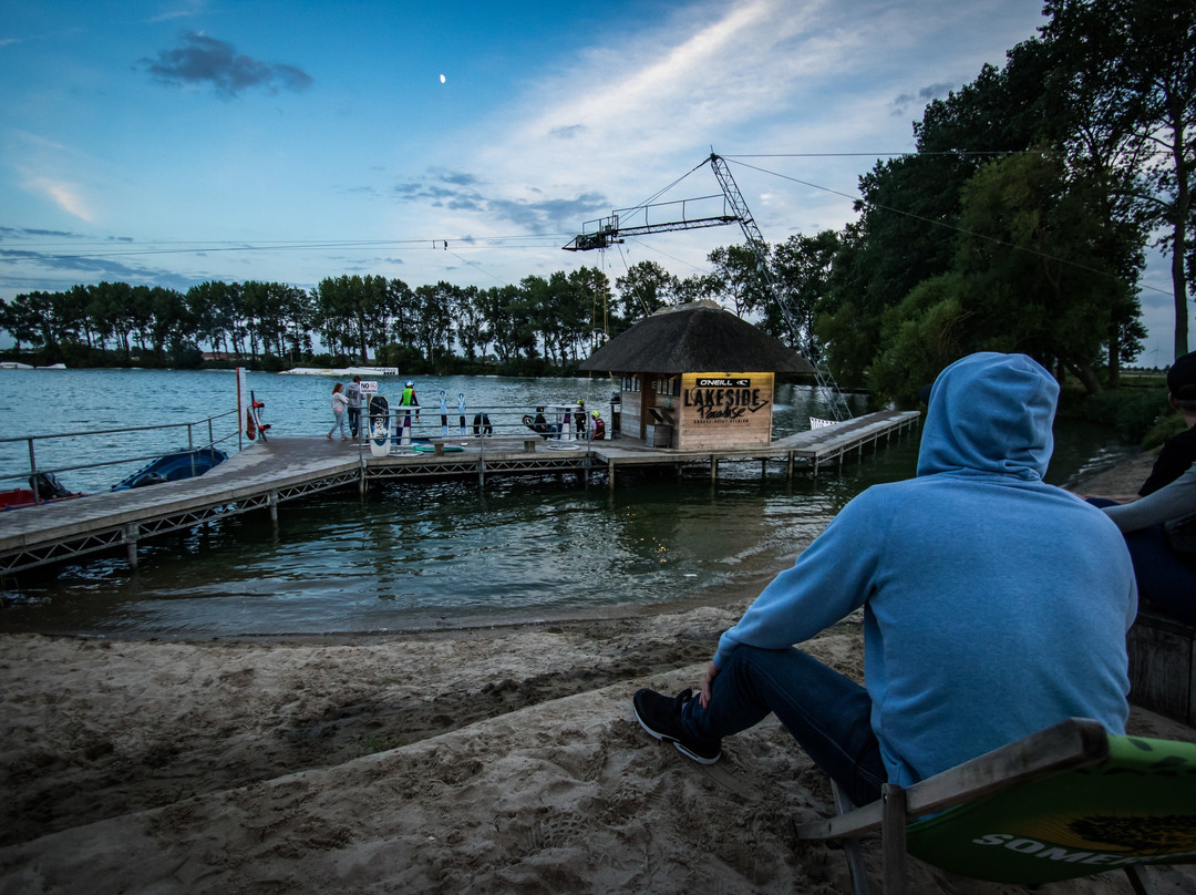 Lakeside Paradise Cable Park-克诺克－海斯特必去景点