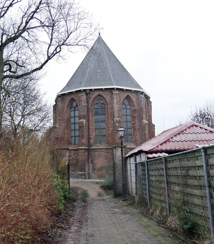 St. Martinuskerk Zwartewaal景点图片