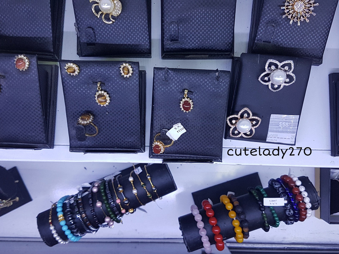 石与弦礼品店-科伦坡必去景点