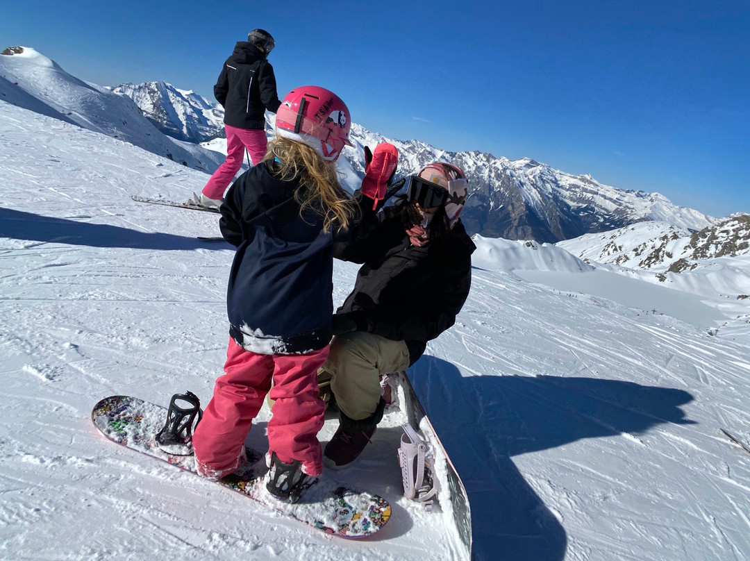 Vivid Snowboarding-韦比尔必去景点