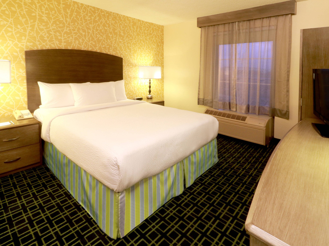 Wyndham Garden Monterrey Aeropuerto主图