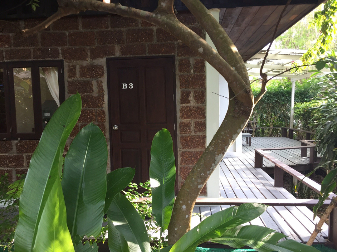 日落湾度假酒店主图