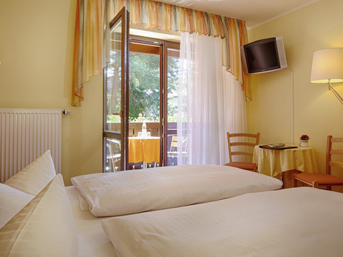 Hotel Elbpromenade主图