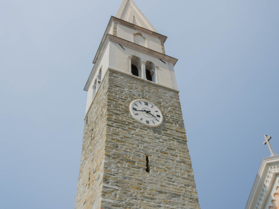 Church of the Holy Maurus景点图片