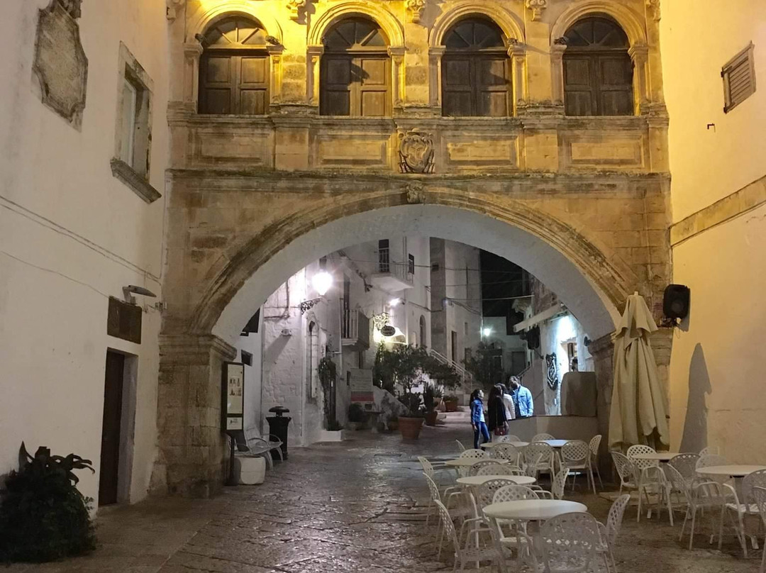Arco Scoppa-奥斯图尼必去景点