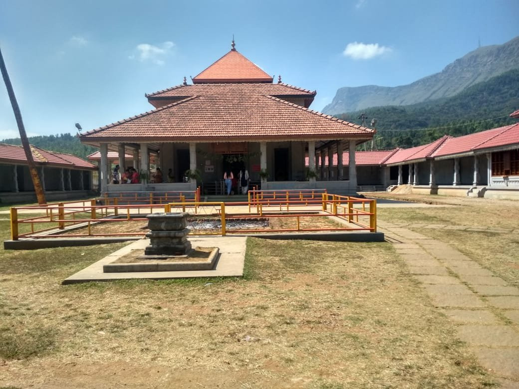 Deviramma Temple景点图片