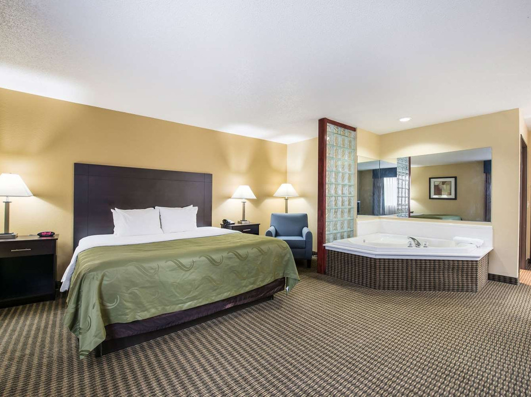 Quality Inn & Suites主图