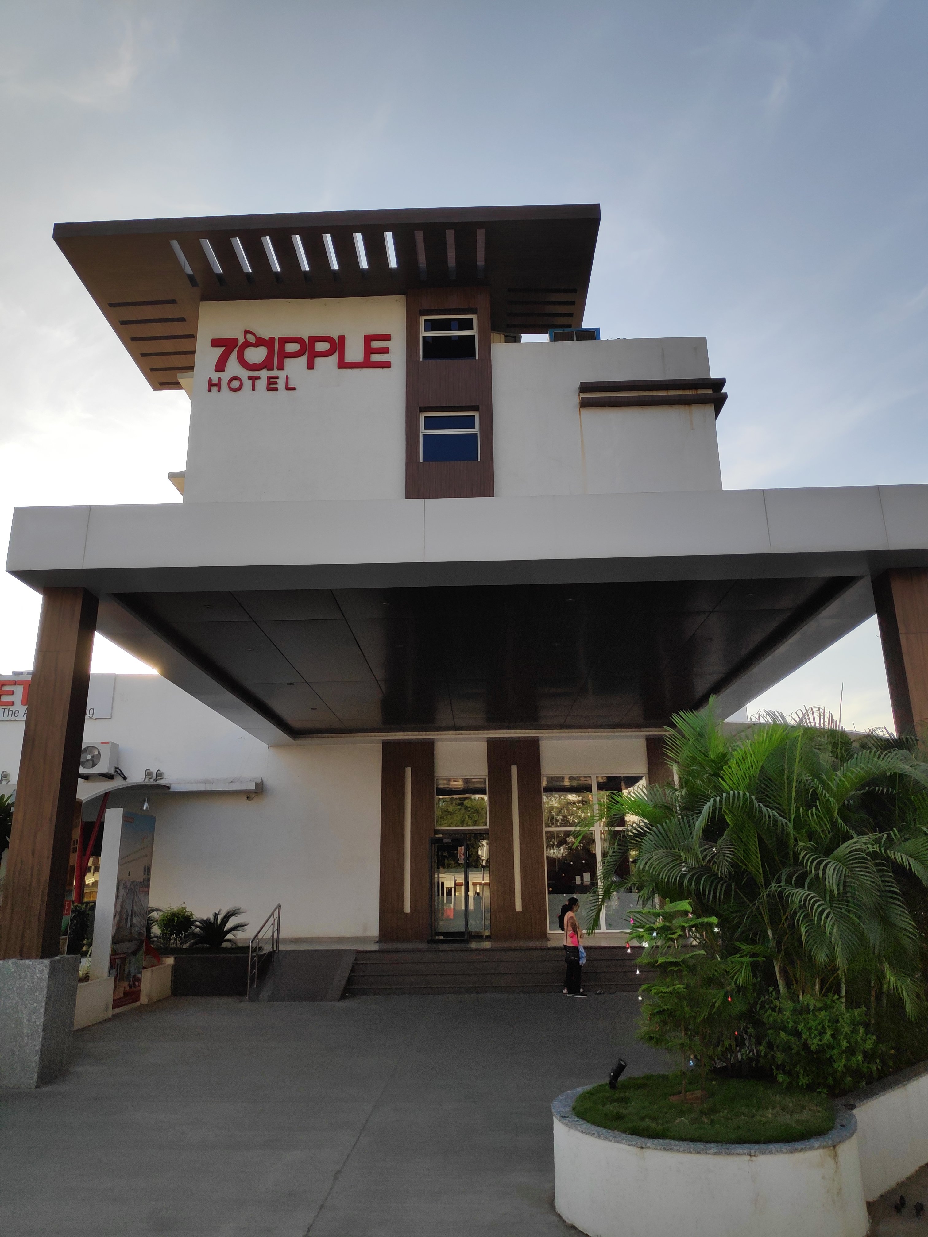 7 Apple Hotel Vadodara-浴室