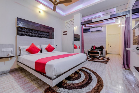 OYO 18873 Hotel Comfort主图