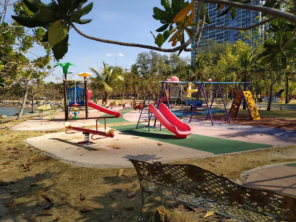 Sea Side Park-是拉差必去景点