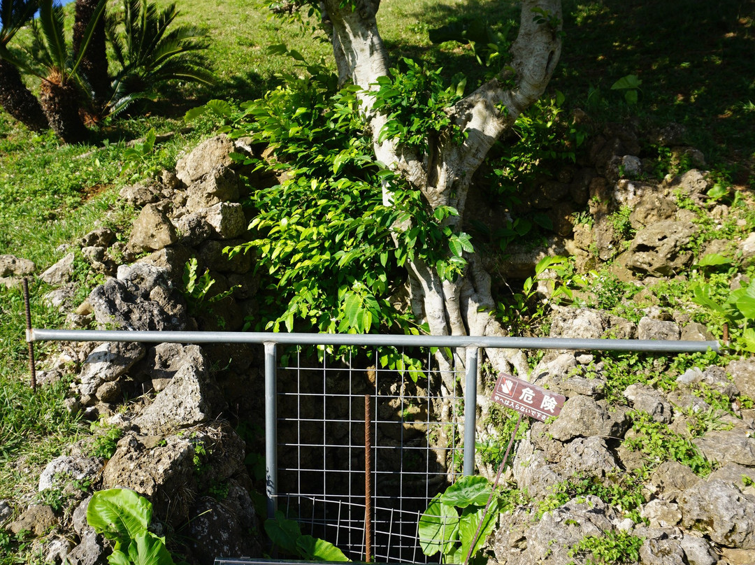 Katsuren Castle Ruins景点图片