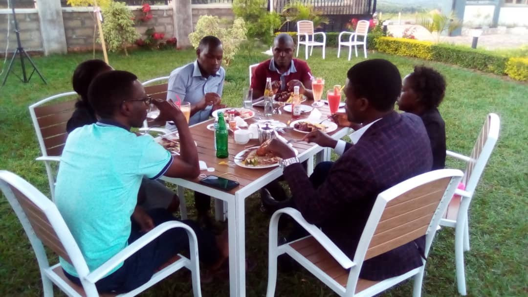 Pinnacle Hotel主图