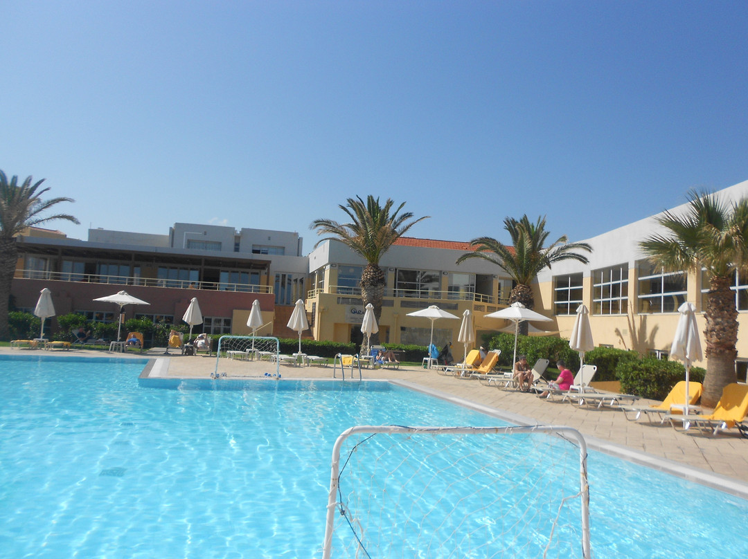 Zorbas Village and Aqua Park主图