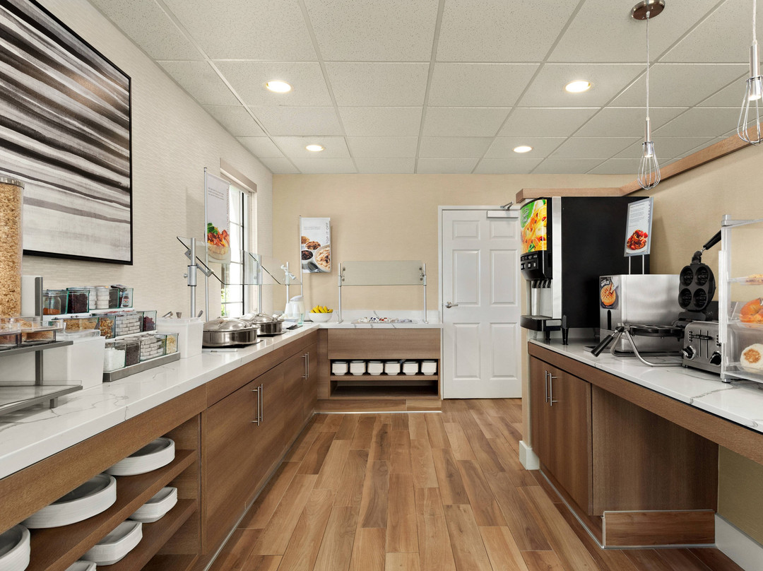 Residence Inn by Marriott Salinas Monterey主图