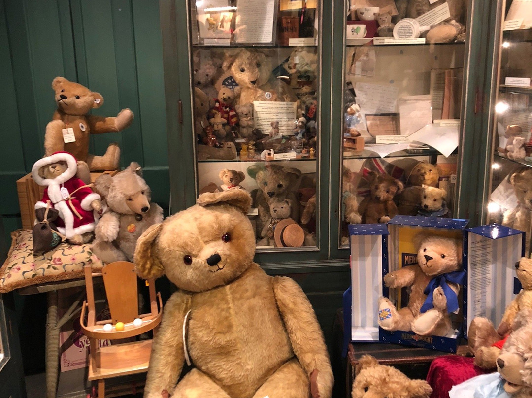 Teddy Bears of Witney景点图片