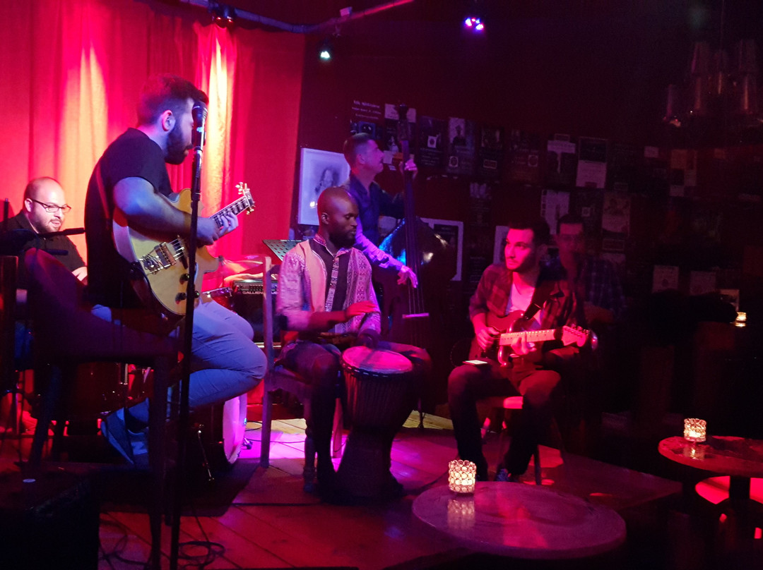 Sarah's Jazz Club-尼科西亚必去景点