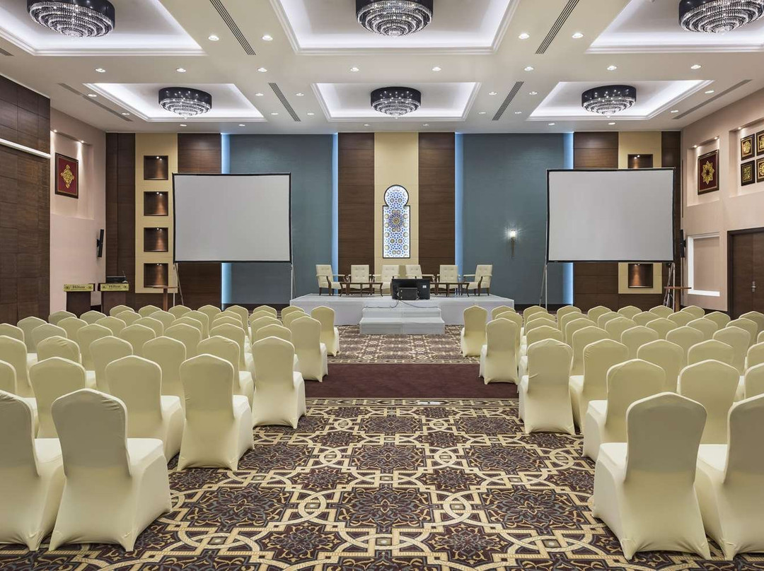 Hilton Alexandria King's Ranch主图