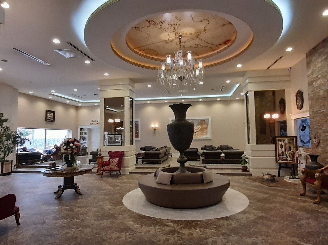 Madame Tadia Otel主图